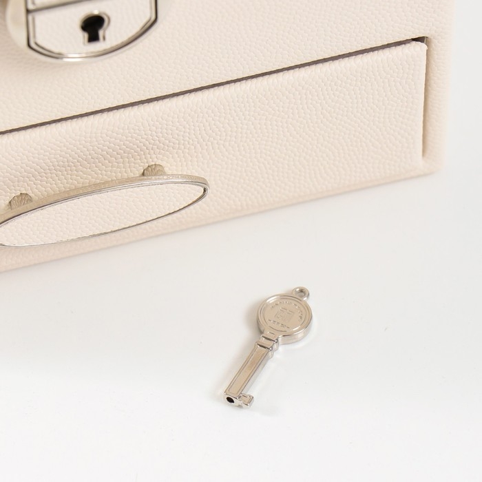 Шкатулка кожзам для украшений Шкатулка кожзам для украшений "Белые облака" 16х16х11,8 см