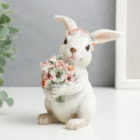 Сувенир полистоун "Зайка с охапкой цветов, в цветочном веночке" 11х7,5х7,5 см Сувенир полистоун "Зайка с охапкой цветов, в цветочном веночке" 11х7,5х7,5 см