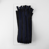 Молния «Трактор», №8, разъёмная, замок автомат, 80 см, цвет чёрный/синий, цена за 1 штуку Молния «Трактор», №8, разъёмная, замок автомат, 80 см, цвет чёрный/синий, цена за 1 штуку