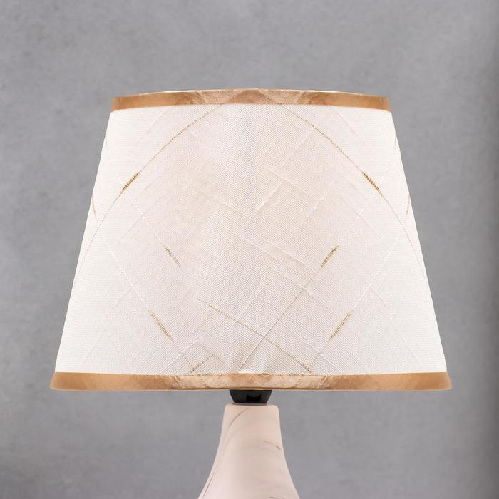 Лампа настольная 16614/1WT E27 40Вт белый 22,5х22,5х35,5 см RISALUX