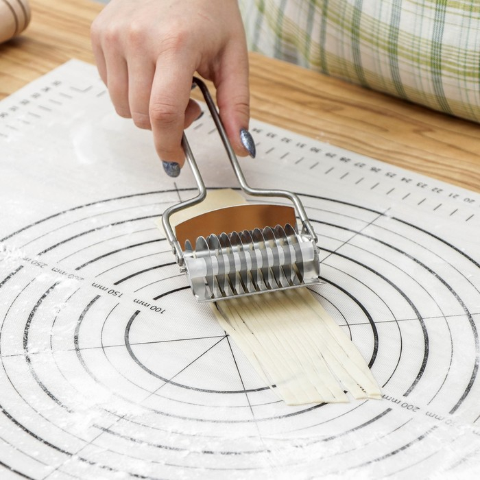 Нож для нарезания домашней лапши KONFINETTA &laquo;Профи&raquo;, 5 мм, 17,5&times;7,5&times;3 см, цвет серебристый