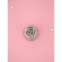 Насадка кондитерская KONFINETTA «Роза 10 лепестков пышная», d=3,7 см, выход d=2 см, нержавеющая сталь Насадка кондитерская KONFINETTA «Роза 10 лепестков пышная», d=3,7 см, выход d=2 см, нержавеющая сталь