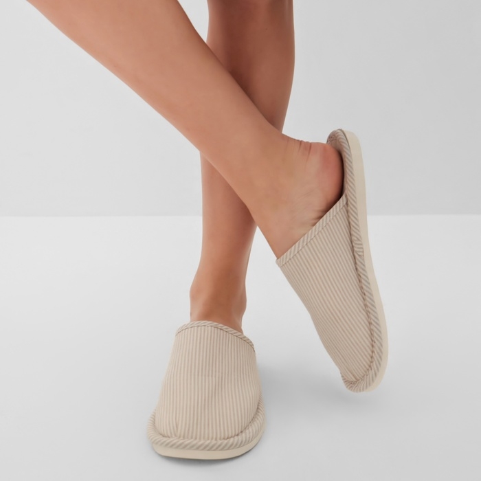 Тапочки женские, размер 38-39, цвет бежевый Тапочки женские, размер 38-39, цвет бежевый