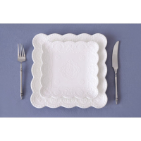 Тарелка фарфоровая пирожковая Доляна &laquo;Сьюзен&raquo;, 26,5&times;26,5 см, цвет белый