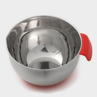 Миска из нержавеющей стали, 2,5 л, 23,5&times;20,5&times;11,5 см, с противоскользящим дном и мерной шкалой, силиконовая ручка, цвет МИКС