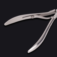 Кусачки маникюрные для кутикулы «Premium», 10,2 см, длина лезвия - 6 мм, на блистере, цвет серебристый Кусачки маникюрные для кутикулы «Premium», 10,2 см, длина лезвия - 6 мм, на блистере, цвет серебристый