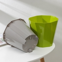 Кашпо для цветов со вставкой «Палермо», 3,6 л, цвет оливковый Кашпо для цветов со вставкой «Палермо», 3,6 л, цвет оливковый