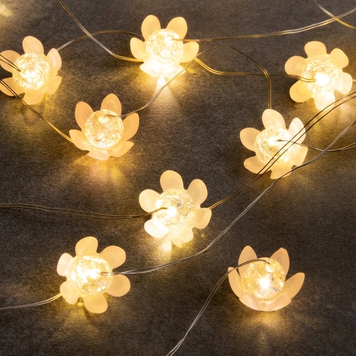 Гирлянда «Нить» 2 м роса с насадками «Цветы», IP20, нить серебристая, 20 LED, 4.6 В, батарейки AG13x3 (в комплекте), 3 режима, свечение тёплое белое Гирлянда «Нить» 2 м роса с насадками «Цветы», IP20, нить серебристая, 20 LED, 4.6 В, батарейки AG13x3 (в комплекте), 3 режима, свечение тёплое белое