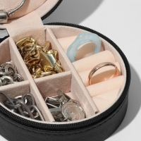 Органайзер для хранения украшений &laquo;Шкатулка портативная круг&raquo;, 9,8&times;9,8&times;4,5 см, цвет чёрный