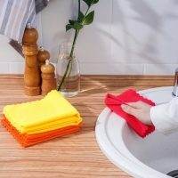 Салфетка универсальная Доляна &laquo;Промо&raquo;, 180 г/м&sup2;, 5 шт, 30&times;30 см, микрофибра, ультразвуковая обработка края, цвет МИКС