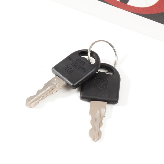 Сейф-книга дерево кожзам Сейф-книга дерево кожзам "Любовь - это все, что тебе нужно" 21х13х5 см