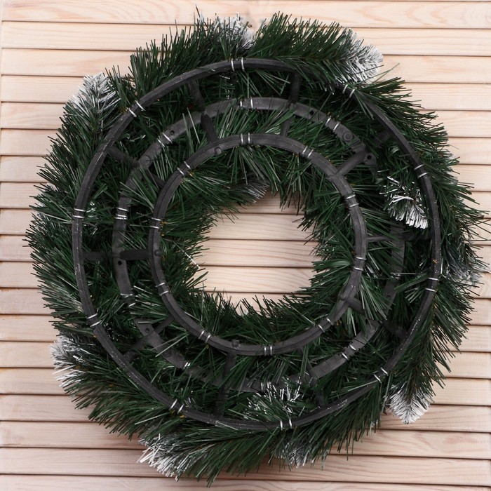 Новогодний венок Новогодний венок "Интерьерный белоснежный"шишка золото + ягода 50 см