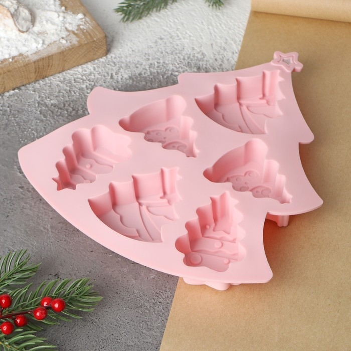 Форма для выпечки новогодняя Доляна &laquo;Ёлочки&raquo;, силикон, 22&times;20,6&times;2,5 см, 6 ячеек, цвет розовый
