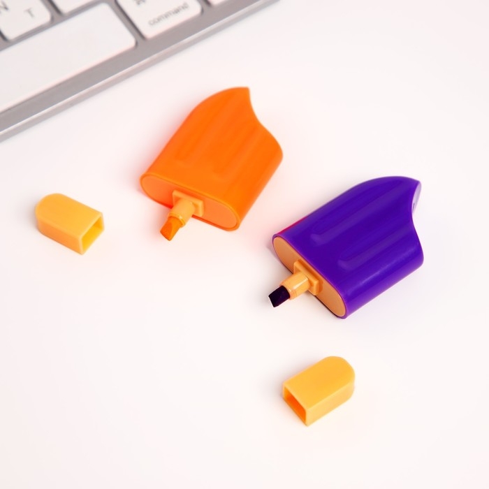 Набор текстовыделителей &laquo;Вкусняшки для настоящей няшки&raquo;, МИКС 4 штуки.