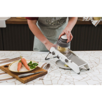 Овощерезка Magistro Stormy, с контролируемым углом нарезания, нержавеющая сталь, 35&times;15&times;14 см, цвет белый