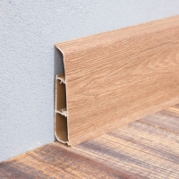 Плинтус напольный 85мм 2,2м "Деконика", 211 Дуб рустик Плинтус напольный 85мм 2,2м "Деконика", 211 Дуб рустик