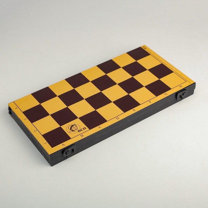 Шахматная доска, 30 х 30 х 1.5 см, пластик Шахматная доска, 30 х 30 х 1.5 см, пластик