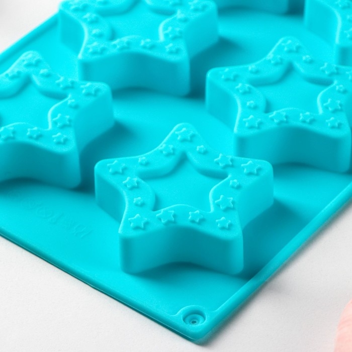 Форма для выпечки Доляна &laquo;Звёздочки&raquo;, силикон, 8 ячеек, 29&times;16&times;2 см, ячейка 6,3&times;6 см, глубина 1,7 см, цвет голубой