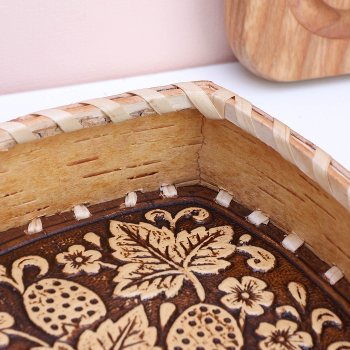 Сухарница &laquo;Ягодки&raquo;, прямоугольная, 14&times;21&times;4 см, береста