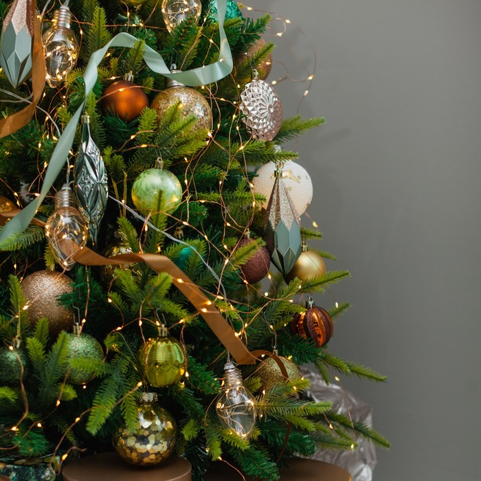 Гирлянда &laquo;Конский хвост&raquo; 8 нитей по 2 м, IP20, медная нить, 160 LED, свечение тёплое белое, USB