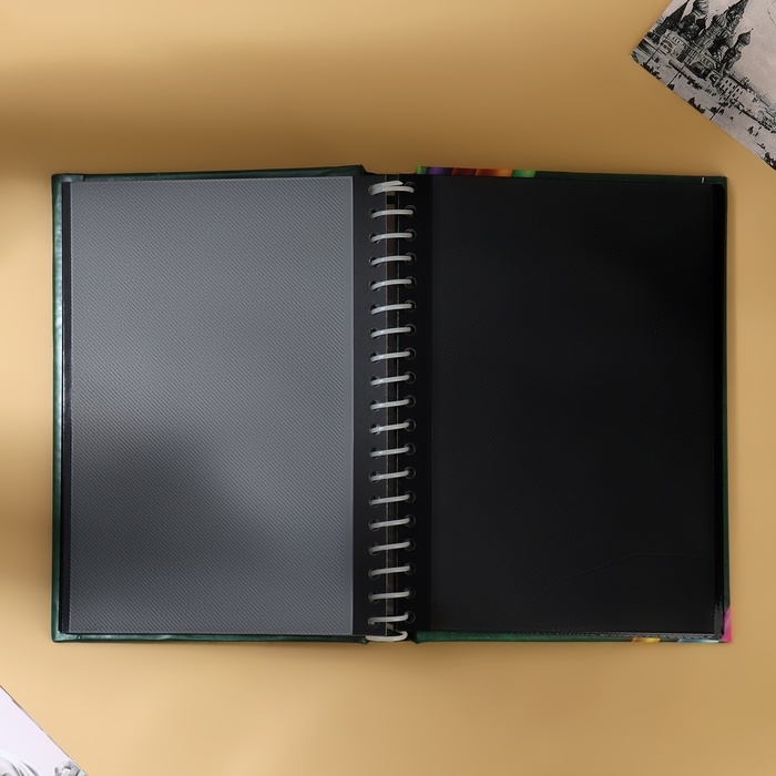 Фотоальбом на выпускной &laquo;Выпускник школы&raquo; 20 магнитных листов, цвет страниц чёрный