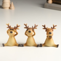 Сувенир полистоун "Лосик - не вижу, не слышу, не скажу" МИКС 7х3,5х7,5 см Сувенир полистоун "Лосик - не вижу, не слышу, не скажу" МИКС 7х3,5х7,5 см