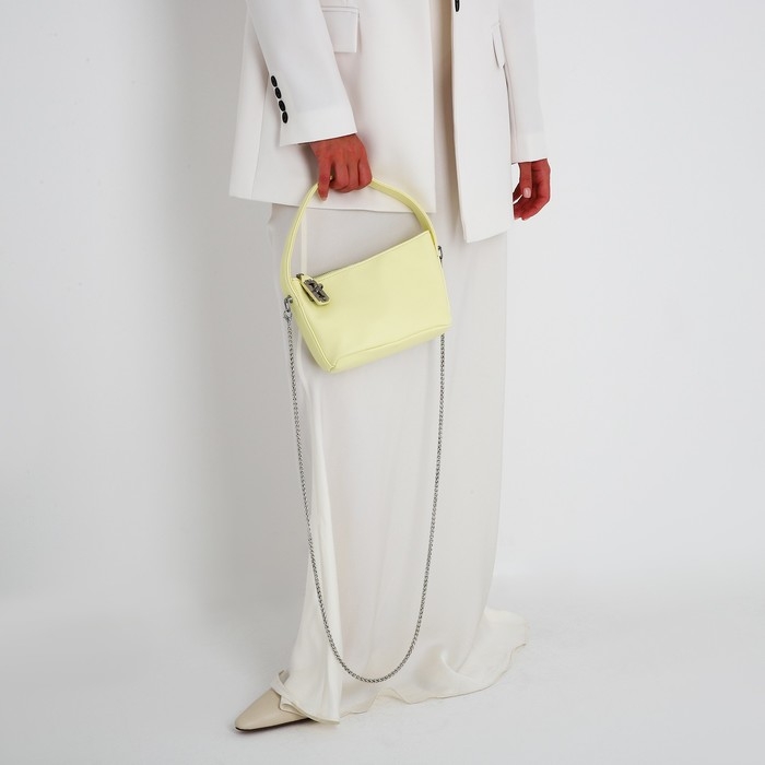 Сумка-багет на молнии, цепочка, цвет жёлтый
