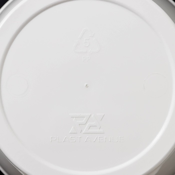 Кашпо для цветов со вставкой «Грация», 2 л, цвет белый Кашпо для цветов со вставкой «Грация», 2 л, цвет белый