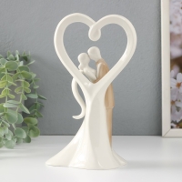 Сувенир керамика свет "Абстракция. Влюблённые, поцелуй у большого сердца" 11х8,5х20,5 см