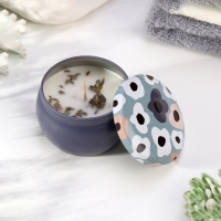 Свеча ароматическая из соевого воска с сухоцветом "Французская лаванда" 4,5х6 см, 80 г Свеча ароматическая из соевого воска с сухоцветом "Французская лаванда" 4,5х6 см, 80 г