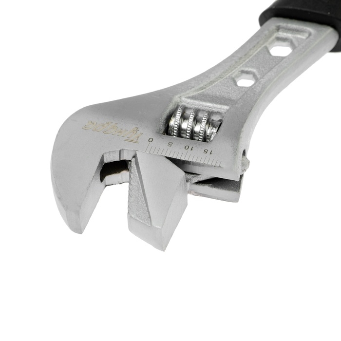 Ключ разводной ТУНДРА, 2 варианта зажима, гайки 3-5-10 мм, 2К рукоятка, 150 мм Ключ разводной ТУНДРА, 2 варианта зажима, гайки 3-5-10 мм, 2К рукоятка, 150 мм