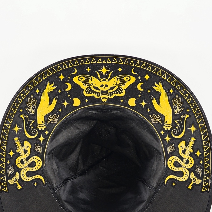 Карнавальный набор &laquo;Лунная ведьма&raquo;: плащ 120 см, шляпа, перчатки, палочка