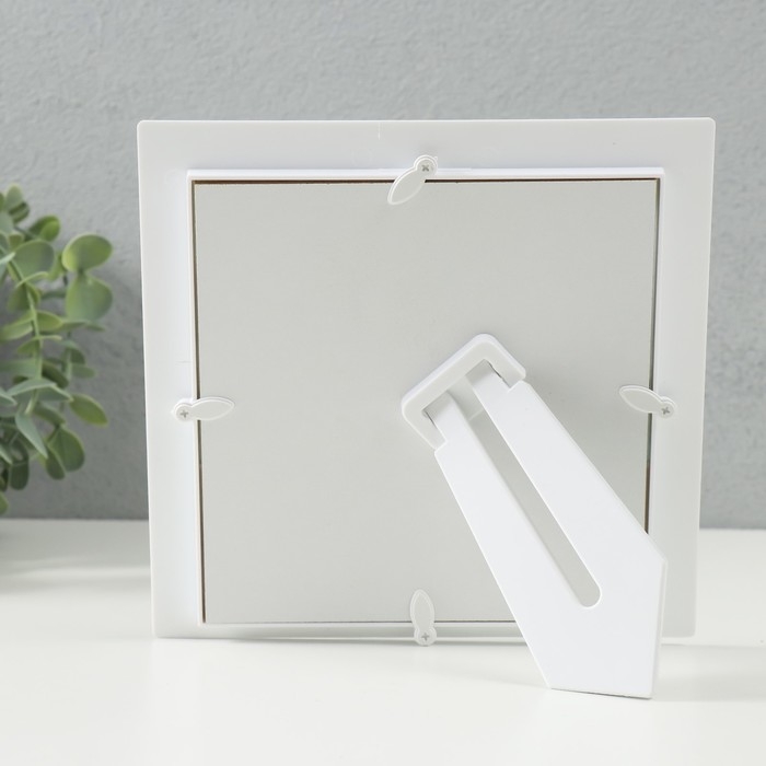 Фоторамка пластик 10х15 см Фоторамка пластик 10х15 см "Влюбленные" 18,5х1,2х18,5 см