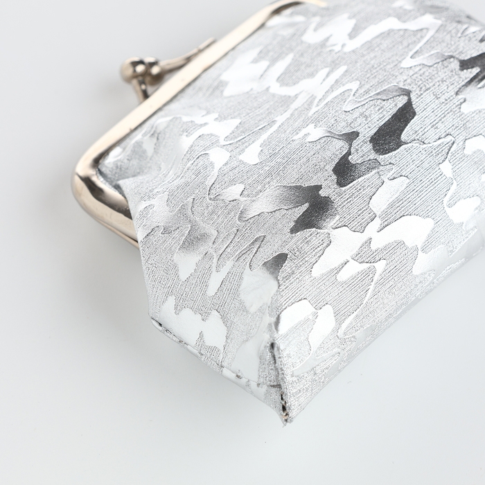 Кошелёк женский на фермуаре, цвет серебряный Кошелёк женский на фермуаре, цвет серебряный