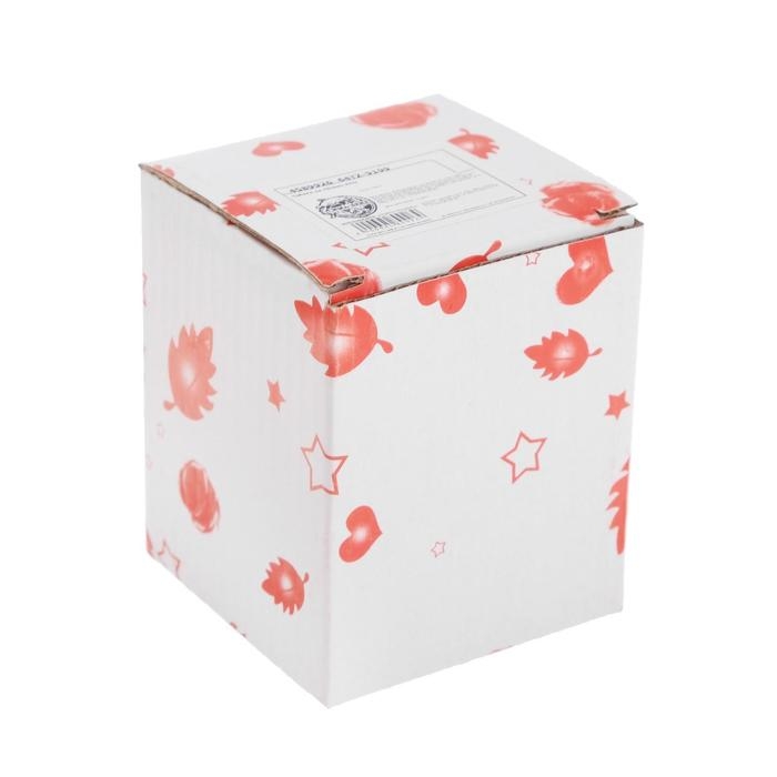 Собака на панель авто, качающая головой, далматин Собака на панель авто, качающая головой, далматин