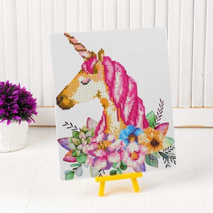 Алмазная вышивка &laquo;Единорог в цветах&raquo;, 21 &times; 25 см, с частичным заполнением, с подставкой