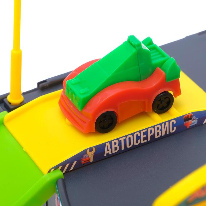 Парковка детская &laquo;Гараж&raquo;, 2 машинки, аксессуары