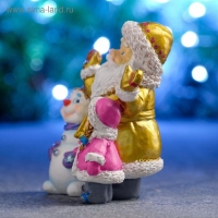 Новогодняя фигура "Дед Мороз cнеговик и девочка" МИКС 10х6х11см Новогодняя фигура "Дед Мороз cнеговик и девочка" МИКС 10х6х11см