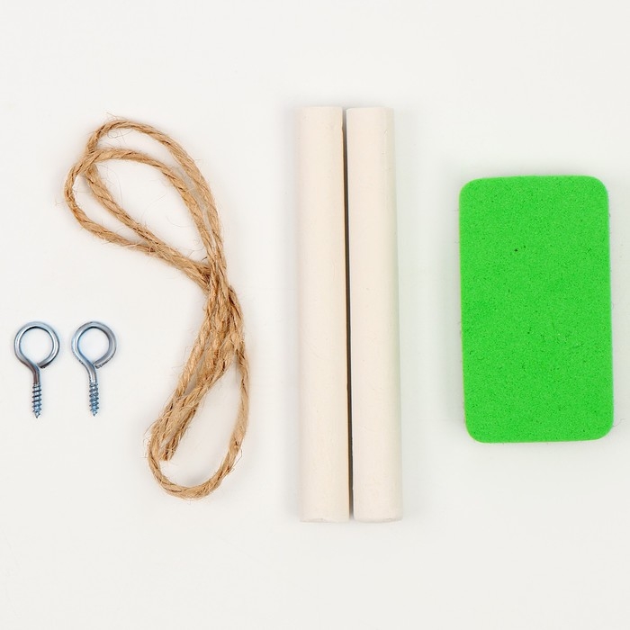 Доска меловая для рисования и записей односторонняя, 35 &times; 25 &times; 1,5 см, набор мелков и губка