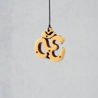 Музыка ветра металл "Символ Ом" 5 трубок 60 см