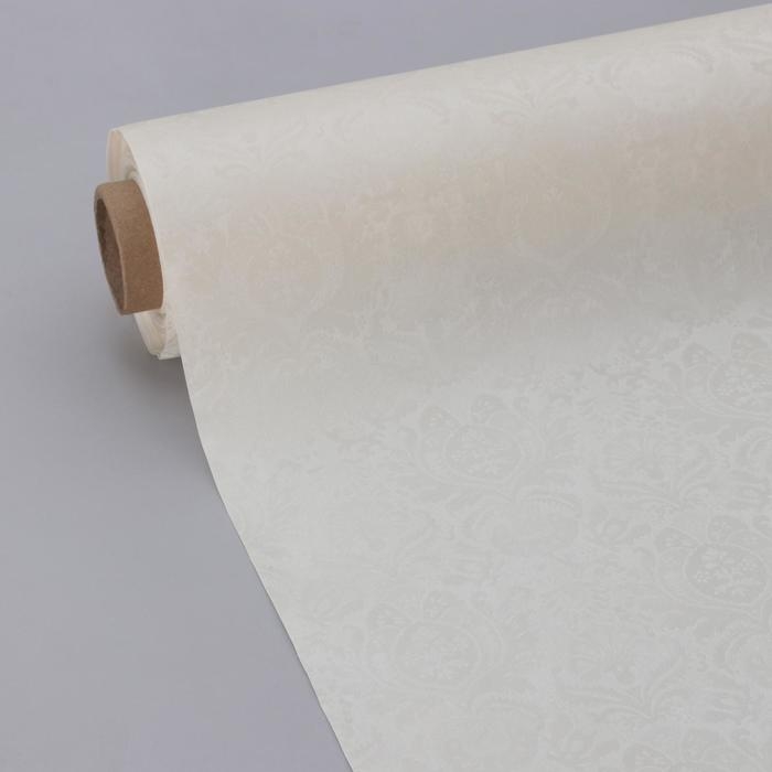 Клеенка столовая на нетканой основе с тиснением «Вензеля», ширина 135 см, рулон 20 м, цвет белый Клеенка столовая на нетканой основе с тиснением «Вензеля», ширина 135 см, рулон 20 м, цвет белый