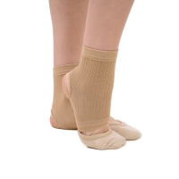 Голеностоп гимнастический Grace Dance, р. S, цвет бежевый