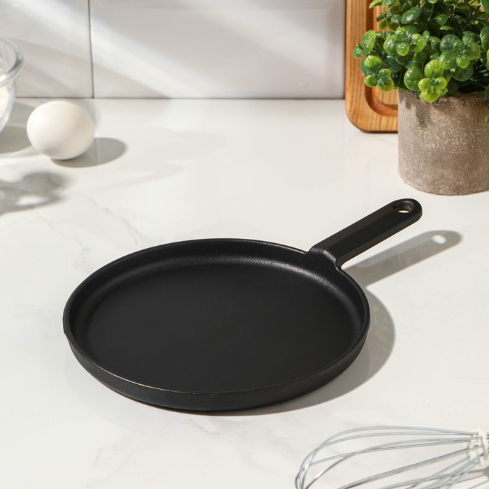 Сковорода блинная чугунная «Круг», d=20 см, чугунная ручка Сковорода блинная чугунная «Круг», d=20 см, чугунная ручка