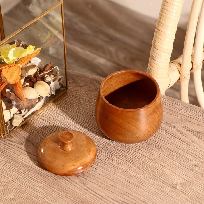 Сахарница с крышкой Сахарница с крышкой "Акация" дерево 9х9х10 см