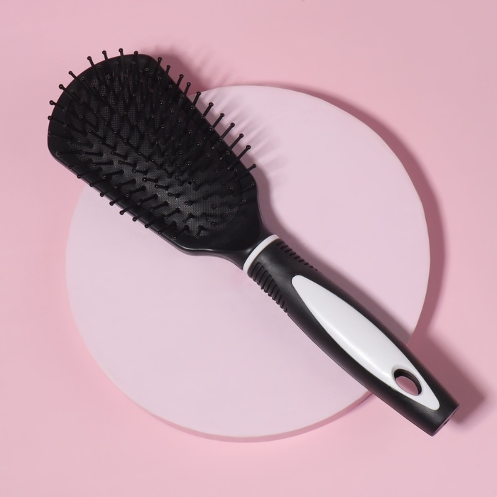 Расчёска массажная, 6,5 &times; 24 см, цвет чёрный/белый