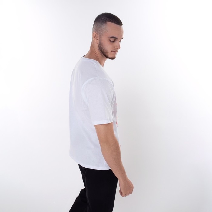 Футболка мужская &laquo;Дракон&raquo;, цвет белый/принт красный, размер 52