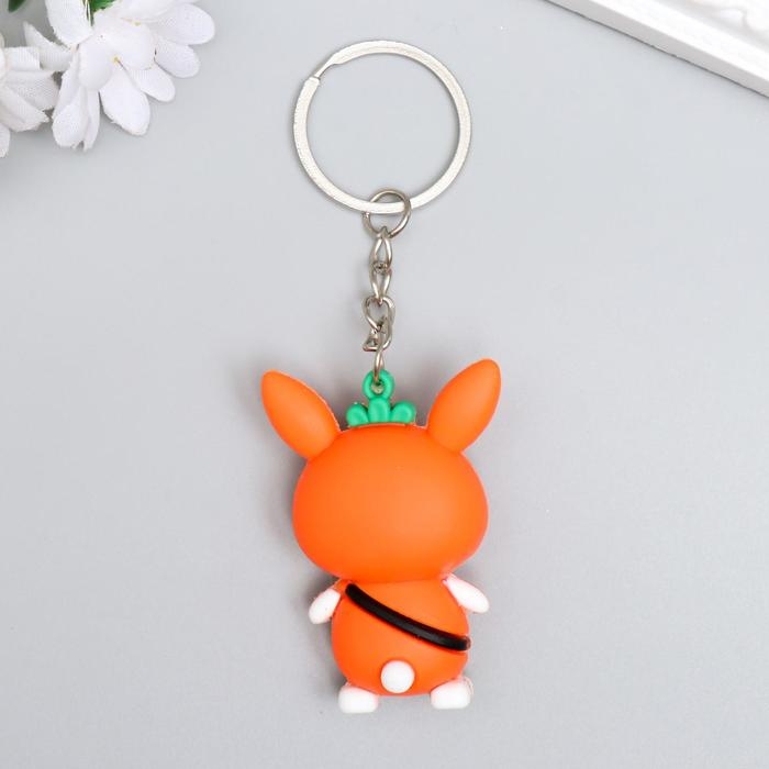 Брелок резина Брелок резина "Зайка с морковкой" МИКС 5х3,5х1,7 см