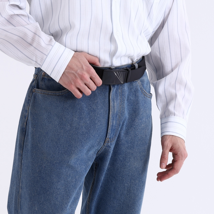 Ремень мужской «Великан», ширина 4 см, автомат, пряжка металл, цвет чёрный Ремень мужской «Великан», ширина 4 см, автомат, пряжка металл, цвет чёрный