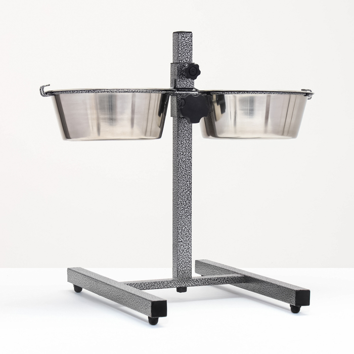 Регулируемая подставка с 2 мисками по 1,8 л, высота подставки 40 см Регулируемая подставка с 2 мисками по 1,8 л, высота подставки 40 см