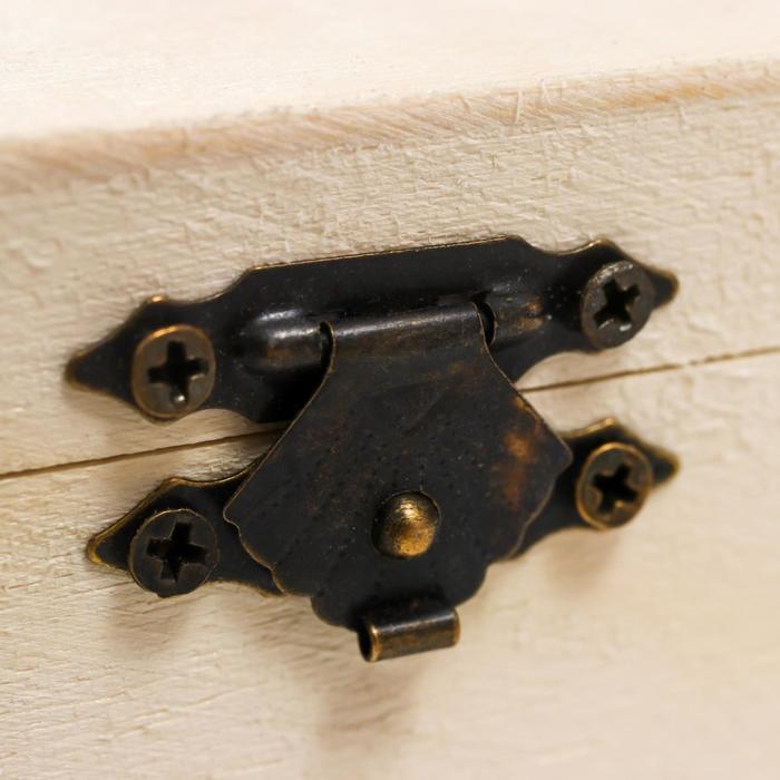 Шкатулка дерево для росписи квадрат 8х4,5х8 см Шкатулка дерево для росписи квадрат 8х4,5х8 см